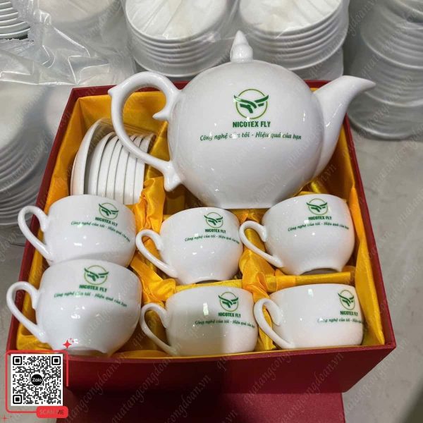 Ấm Chén In Logo Công Ty Nicotex Fly 6 Ấm chén quà tặng công đoàn theo yêu cầu