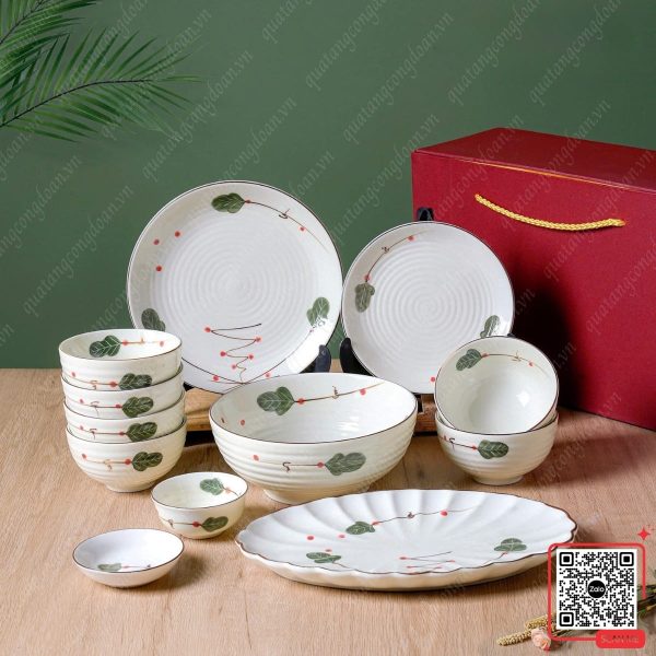 Bộ Bát Đĩa Bát Tràng Cao Cấp Họa Tiết Cherry Tuyết 4 Bát đĩa Bát Tràng cao cấp họa tiết lá rồng
