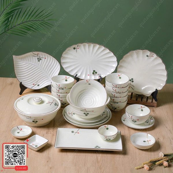 Bát Đĩa Gốm Sứ Bát Tràng Họa Tiết Ngò Gai 5 Bộ bát đĩa Bát Tràng quà Tết cho công nhân họa tiết lá xương rồng