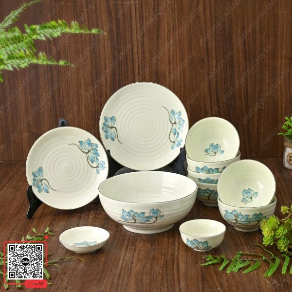 Bộ Bát Đĩa Bát Tràng Vẽ Hoa Sen Xanh 4 Bát đĩa gốm sứ đẹp họa tiết hoa sen xanh