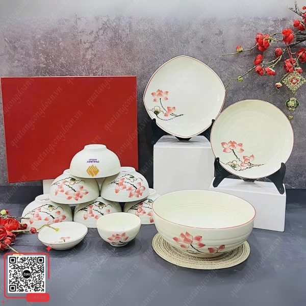 Cung Cấp Bộ Bát Đĩa Đẹp Giá Rẻ Tại Hà Nội 7 Bát đĩa gốm sứ giá rẻ tại Hà Nội họa tiết hoa sen vàng