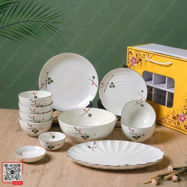 Bát Đĩa Gốm Sứ Bát Tràng Họa Tiết Ngò Gai 4 Bát đĩa gốm sứ men kem họa tiết ngò gai