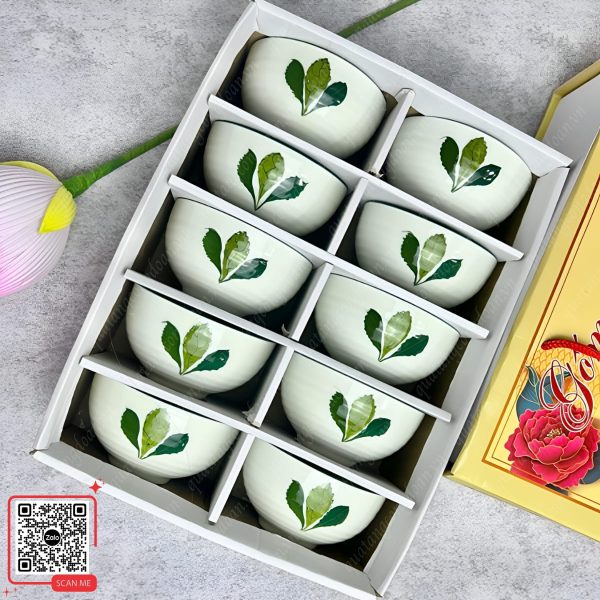 Bộ 10 Bát Con Bát Tràng - Quà Tặng Cuối Năm Cho Công Nhân 8 Bộ 10 bát họa tiết xưởng rồng