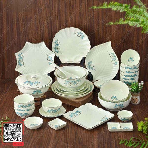 Bộ Bát Đĩa Bát Tràng Vẽ Hoa Sen Xanh 5 Bộ bát đĩa đẹp hoa sen xanh cho gia đình