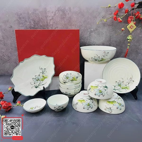 Bộ Bát Đĩa Bát Tràng Đẹp Giá Rẻ Tặng Công Đoàn Viên 4 Bộ bát đĩa hoa sen làm quà tặng giá tốt