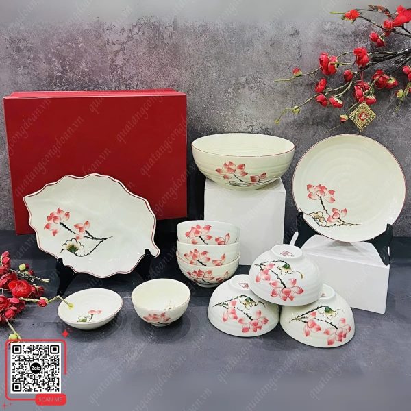 Cung Cấp Bộ Bát Đĩa Đẹp Giá Rẻ Tại Hà Nội 4 Bộ bát đĩa quà tặng công nhân giá rẻ tại Hà Nội