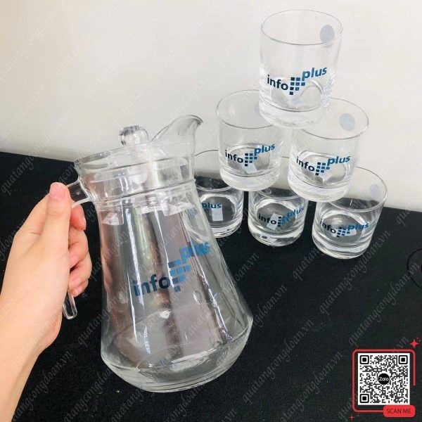 Bình Cốc Thủy Tinh In Logo Công Ty Info Plus 5 Bộ bình cốc thủy tinh in logo Info Plus