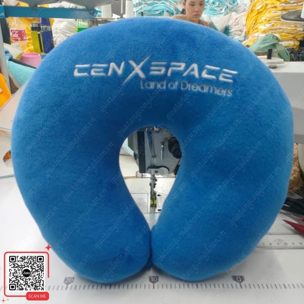 Gối Cổ Chữ U Thêu Logo Màu Xanh Dương 4 Gối chữ U thêu logo theo yêu cầu