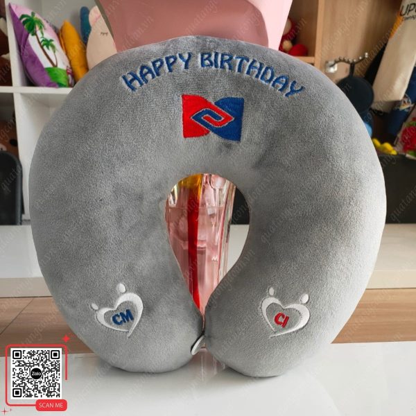 Gối Chữ U Thêu Logo Theo Yêu Cầu 4 Gối cổ chữ U màu xám