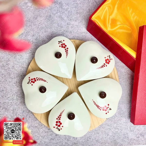 Bộ 3 Hũ Đựng Mứt Tết Hoa Đào Hình Trái Tim 4 Khay đựng mứt tết hình trái tim