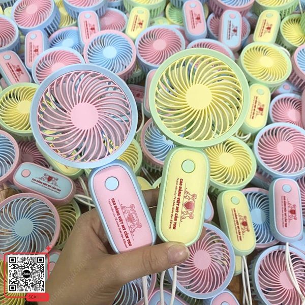 Quạt Điện Cầm Tay In Logo Công Ty 3 Quạt điện mini cầm tay in logo công ty