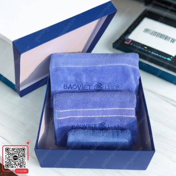 Set Khăn Thêu Logo Bảo Việt Life 4 set khan theu logo bao viet bank lam qua su kien