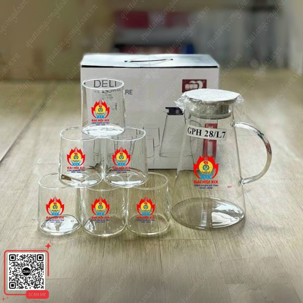 Bộ Bình Cốc Thủy Tinh In Logo Làm Quà Tặng Cho Cán Bộ Công Đoàn 5 Bộ cốc thủy tinh in logo Đại hội Công đoàn Hà Tĩnh