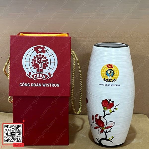 Lọ Hoa Gốm In Logo Công Đoàn Wistron 4 Lọ hoa gốm in logo công đoàn Wiston giá rẻ