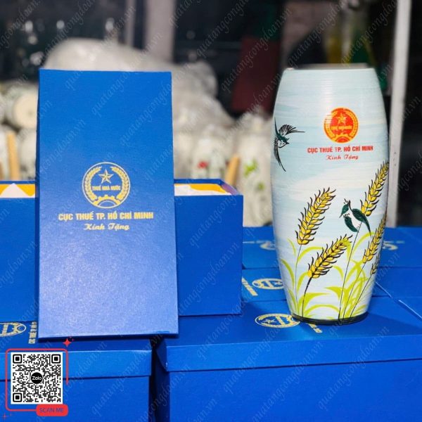 Lọ Hoa Gốm Vẽ Hoa Sen - In Thông Tin Theo Yêu Cầu 5 Lọ hoa in logo Cục Thuế TP Hồ Chí Minh