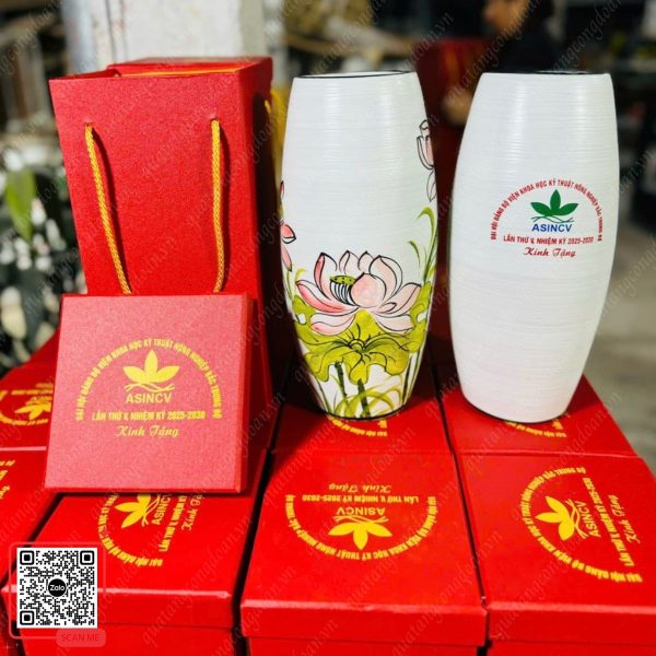 Lọ Hoa Gốm Vẽ Hoa Sen - In Thông Tin Theo Yêu Cầu 4 Lọ hoa in logo đại hội Đảng bộ công ty Asincv