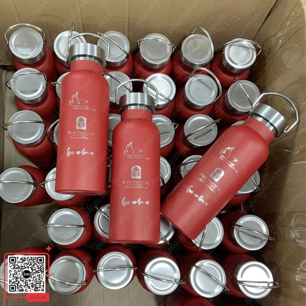 Bình Giữ Nhiệt Có Quai Xách Khắc Logo Công Ty Pan Pacipic 8 Bình giữ nhiệt khắc logo dùng làm quà tặng sự kiện doanh nghiệp