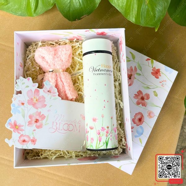 Set Quà Tặng 20/10 Cho Chị Em Công Nhân 4 Bộ quà tặng 20/10 cho chị em công ty