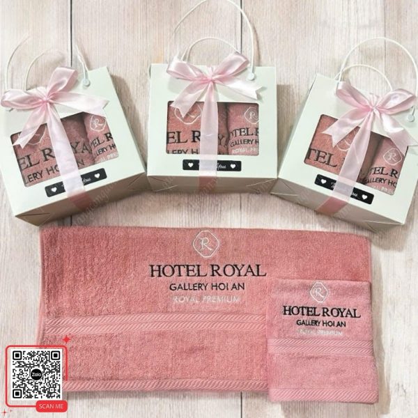 Set Khăn Thêu Logo Khách Sạn Hotel Royal Gallery Hội An 5 Set khăn quà tặng cao cấp