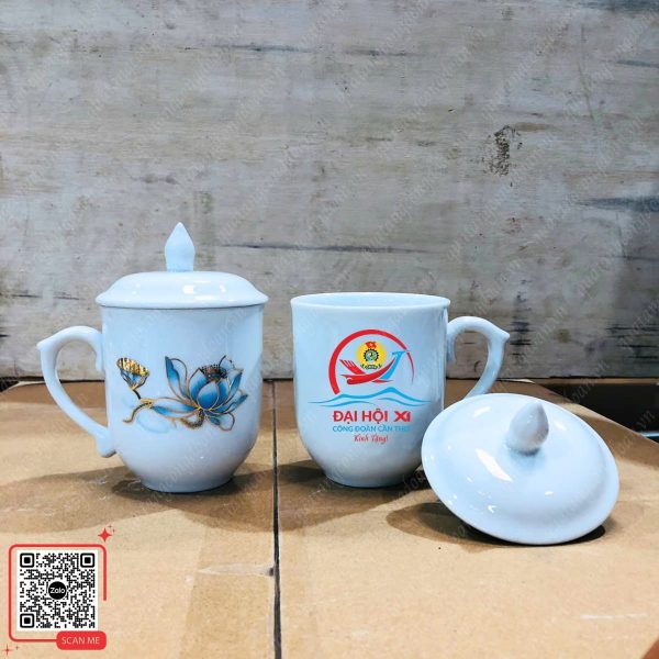 Ly sứ Bát Tràng Họa Tiết Sen Viền Vàng 4 Ly sứ vẽ sen cao cấp tặng đại hội công đoàn