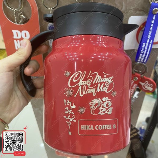 Phích Pha Trà Inox 316 Dung Tích 1L 5 Phích pha trà màu đỏ khắc logo công ty