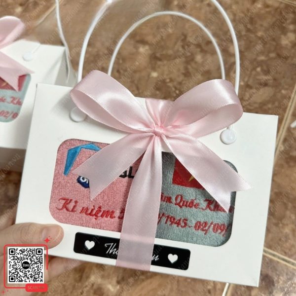 Set Khăn Thêu Logo Làm Quà Tặng 5 Năm Thành Lập Công Ty Global Food 6 Quà tặng khăn cao cấp kỷ niệm 5 năm công ty