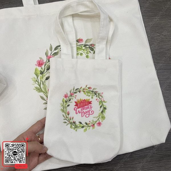 Túi Canvas Làm Quà Tặng 8/3 Cho Chị Em Công Đoàn 6 Xưởng in túi canvas theo yêu cầu