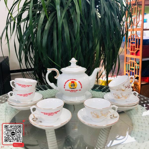 Ấm Chén In Logo Đại Hội Công Đoàn Cơ Sở Công Ty Hwasung Vina 4 Ấm chén quà tặng đại hội công đoàn