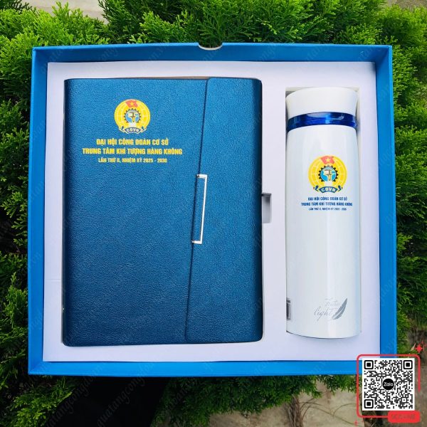 Set Quà Tặng Đại Hội Công Đoàn Cơ Sở Trung Tâm Khí Tượng Hàng Không 6 Set bình giữ nhiệt sổ da màu xanh tặng đại hội công đoàn