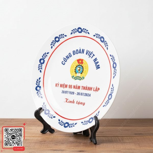 Đĩa Sứ Kỷ Niệm 95 Năm Thành Lập Công Đoàn Việt Nam 4 Đĩa sứ lưu niệm 95 năm thành lập công đoàn