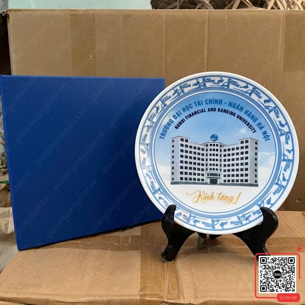 Đĩa Sứ In Ảnh Trường Đại Học Tài Chính - Ngân Hàng Hà Nội 3 Đĩa sứ quà tặng trường ĐH Tài chính - Ngân hàng