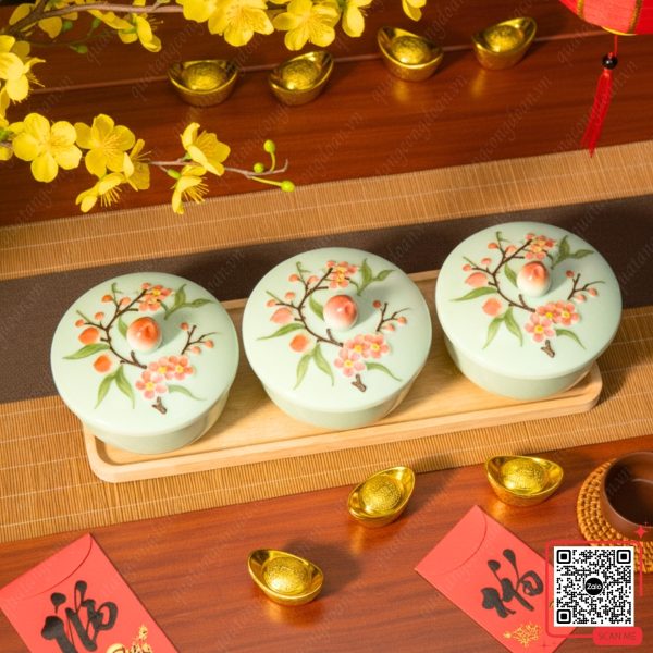 Khay Mứt Sứ Cao Cấp Đào Hồng - Quà Tết 2026 Cho Người Lao Động 5 Set 3 hũ đựng mứt Đào Viên