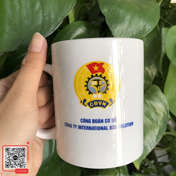 Ly Sứ Quà Tặng Công Đoàn Cơ Sở Công Ty International B2C Solution 5 Ly sứ in logo giá rẻ tặng đại hội công đoàn cơ sở