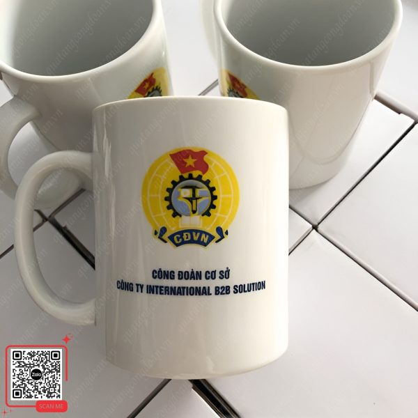 Ly Sứ Quà Tặng Công Đoàn Cơ Sở Công Ty International B2C Solution 3 Ly sứ in logo đại hội công đoàn công ty International B2C Solution