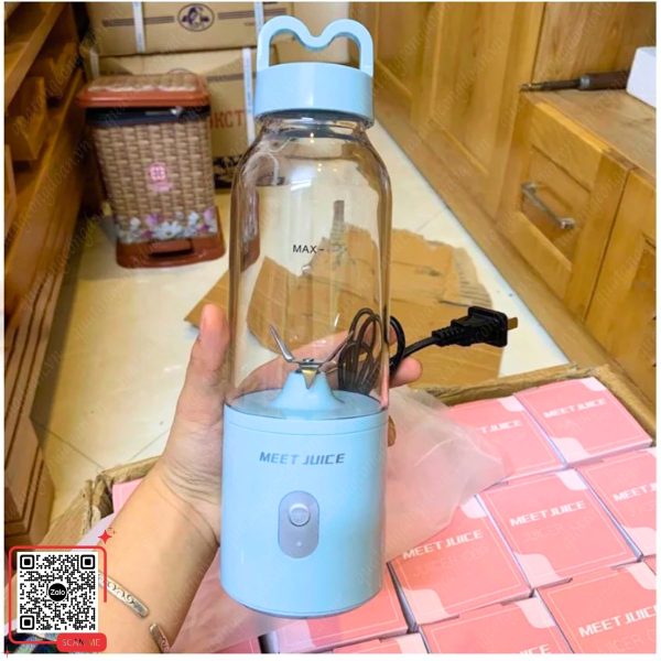 Máy Xay Sinh Tố Cầm Tay Meet Juice 500ml 4 Máy xay sinh tố cầm tay màu xanh dương