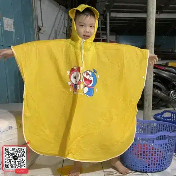 Áo Mưa Cánh Dơi Trẻ Em In Hình Doraemon 7 Áo mưa cánh dơi trẻ em màu vàng