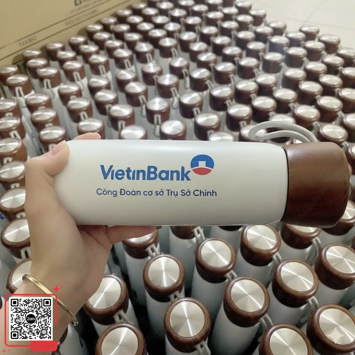 Bình giữ nhiệt in logo công đoàn Vietinbank