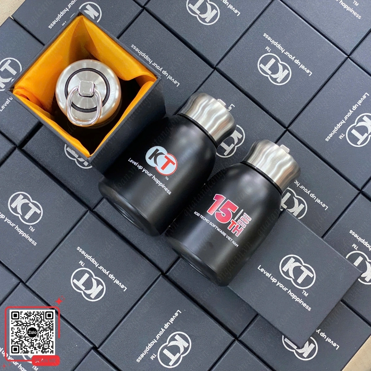 Bình giữ nhiệt quà tặng 15 năm thành lập Koei Tecmo Việt Nam