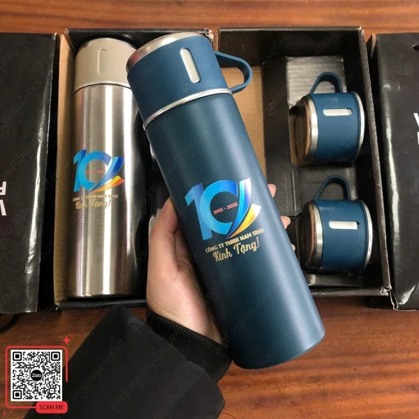 Bình Cốc Giữ Nhiệt In Logo Công Ty Nam Sinh 6 Bộ quà tặng doanh nghiệp Nam Sinh bình cốc inox 10 năm