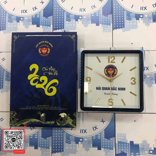 Đồng Hồ Treo Tường Hình Vuông In Logo Hải Quan Bắc Ninh 6 Đồng hồ vuông Hải quan Bắc Ninh quà tặng tết 2026
