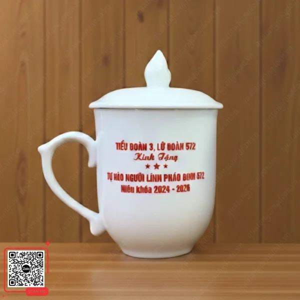 Ly Sứ Có Nắp In Logo, Thông Tin Theo Yêu Cầu 5 Ly sứ có nắp quà tặng Lữ đoàn 572 người lính pháo binh