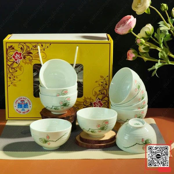 Bộ 10 Chén Cơm Bát Tràng Men Xanh Họa Tiết Sen 3 QUà tặng công đoàn bộ 10 bát men xanh vẽ sen