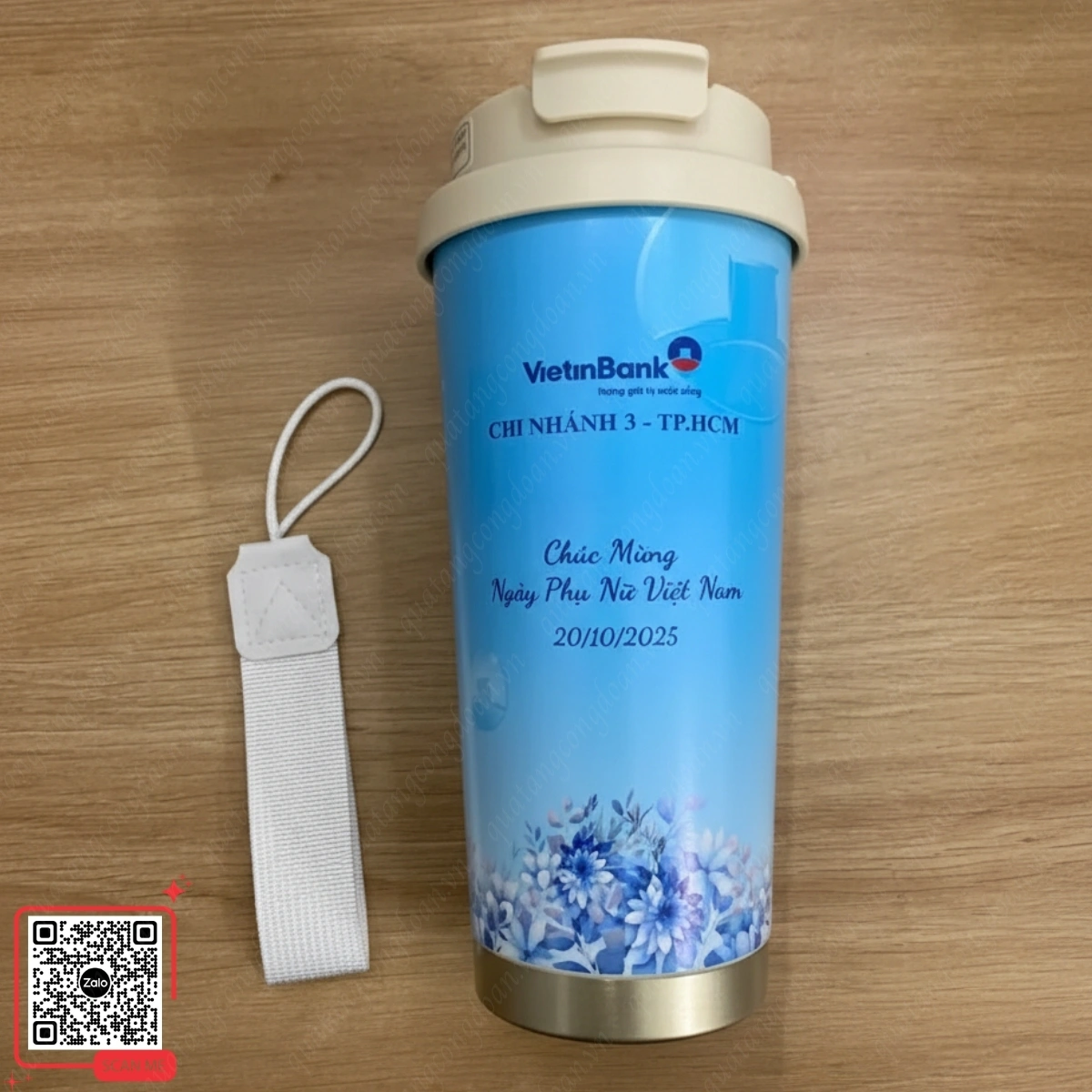 Gợi Ý 99+ Món Quà Tặng 20/10 Cho Công Nhân, Người Lao Động Nữ 4 Quà tặng VietinBank ngày phụ nữ Việt Nam bình giữ nhiệt xanh họa tiết hoa