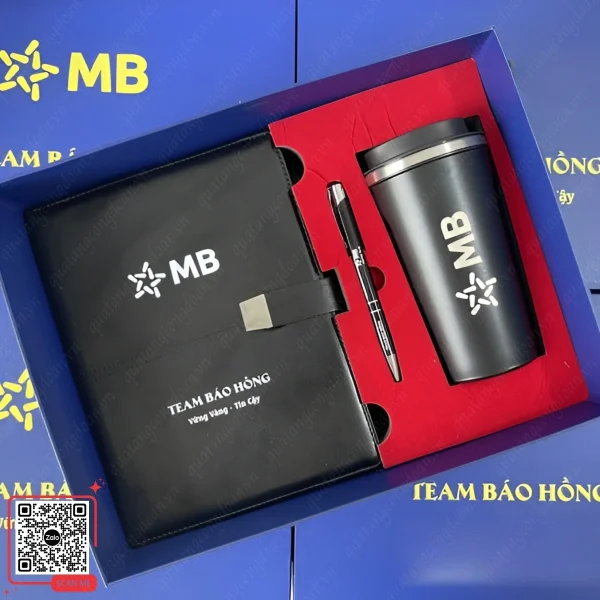 Set Quà Tặng In Logo Ngân Hàng 4 Set quà tặng ngân hàng MBBank