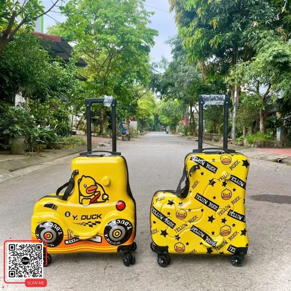 Vali Kéo Trẻ Em Ngồi Được Yellow Duck 3 Vali kéo trẻ em ngồi được hình vịt vàng Yellow Duck
