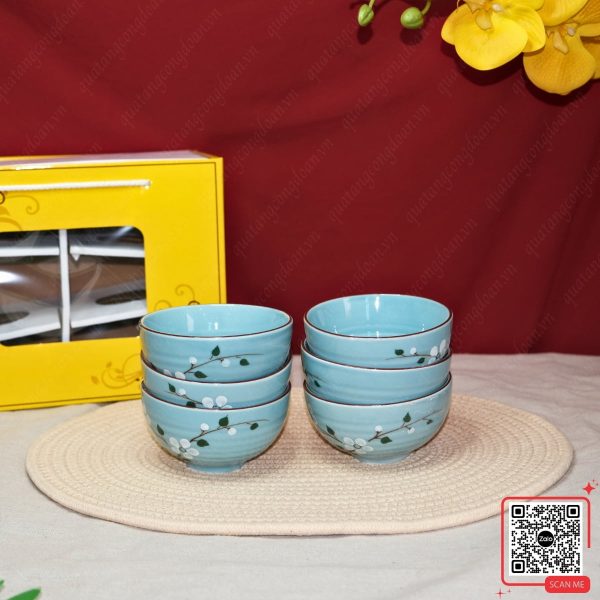 Bộ 6 Bát Cơm Men Ngọc Họa Tiết Hoa Đào Trắng 4 Set 6 bát gốm sứ men ngọc xanh vẽ tay hoa đào trắng