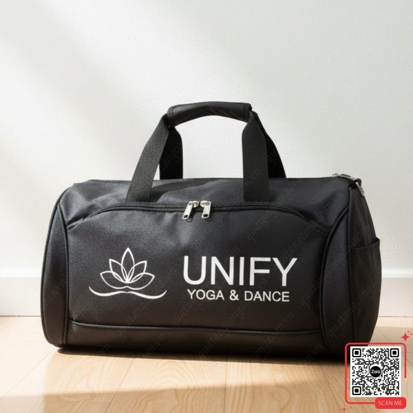 Túi Du Lịch Màu Đen In Logo Trung Tâm Unify 3 Túi tập yoga đen logo Unify Yoga & Dance