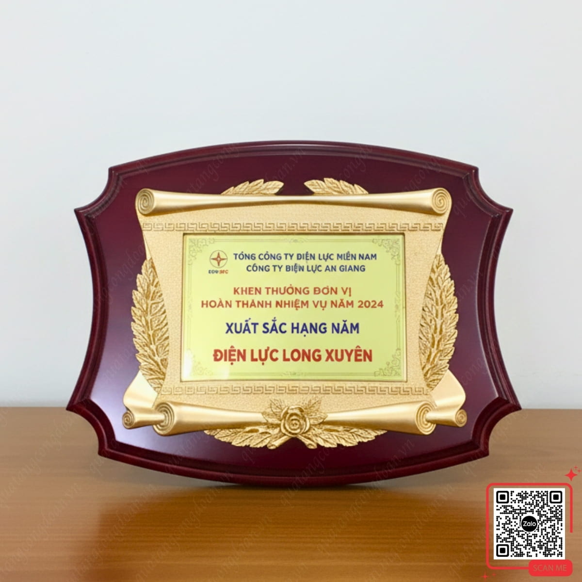 Bảng vinh danh đơn vị xuất sắc gỗ đồng ngành điện lực
