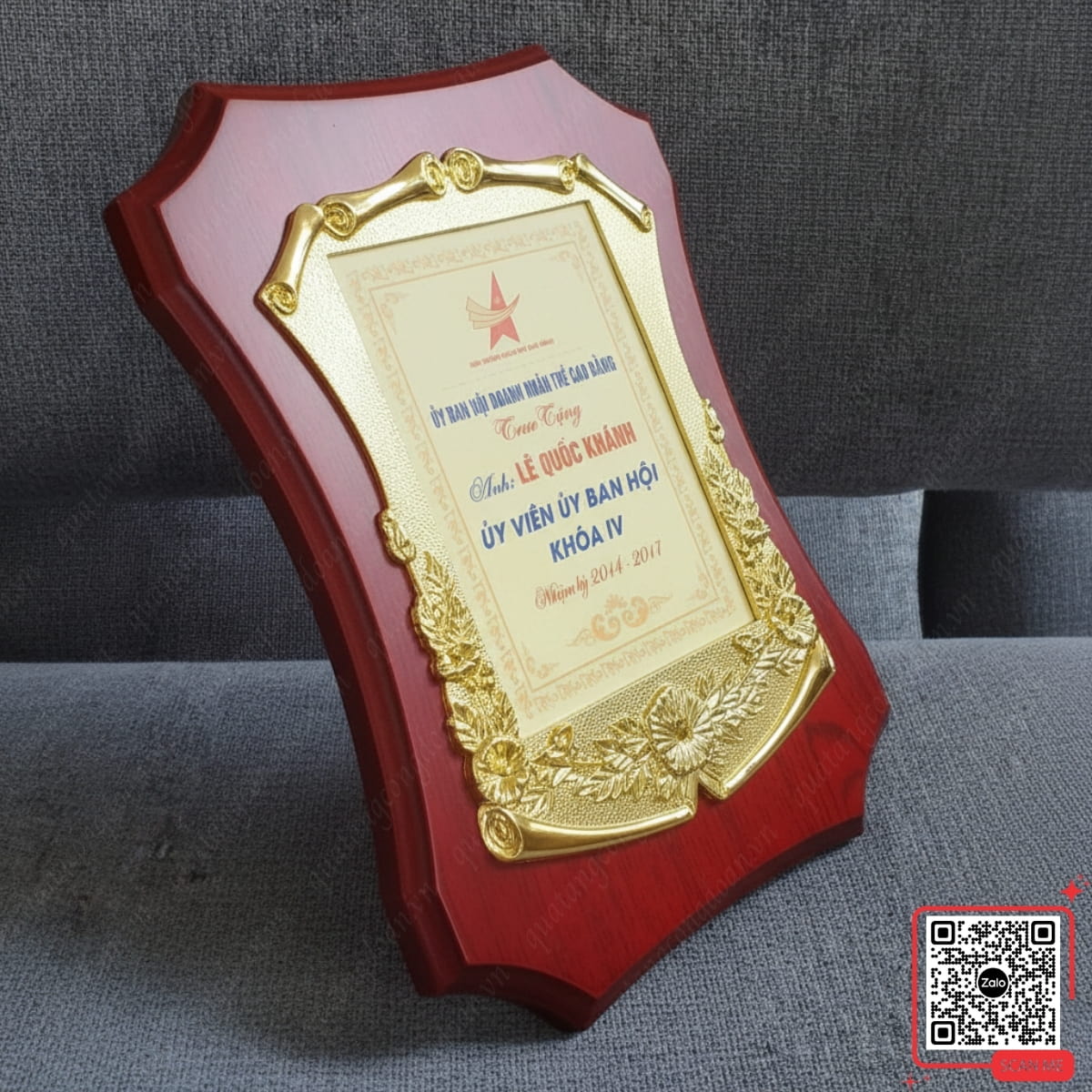 bang-vinh-danh-go-dong-doanh-nhan-tre-cao-bang Bảng vinh danh gỗ đồng Doanh nhân Trẻ Cao Bằng
