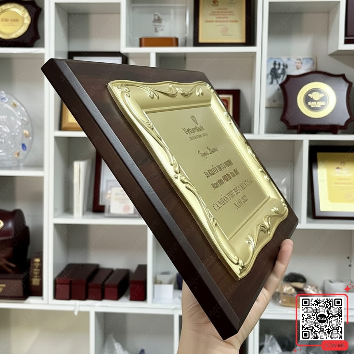 bang-vinh-danh-thanh-tich-nhan-su-vietcombank Bảng vinh danh thành tích nhân sự Vietcombank